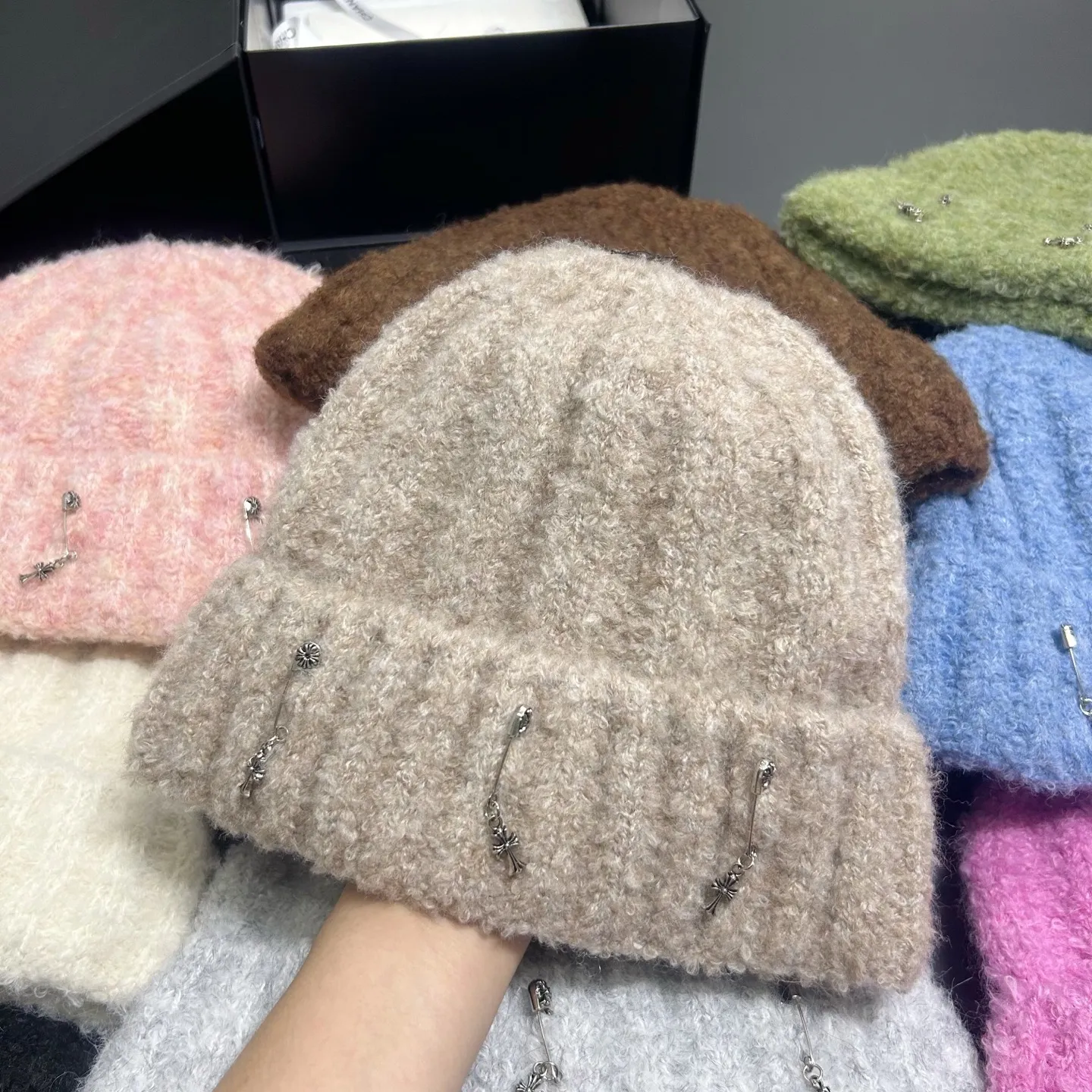 New Croix heart knitted hat 12 colors